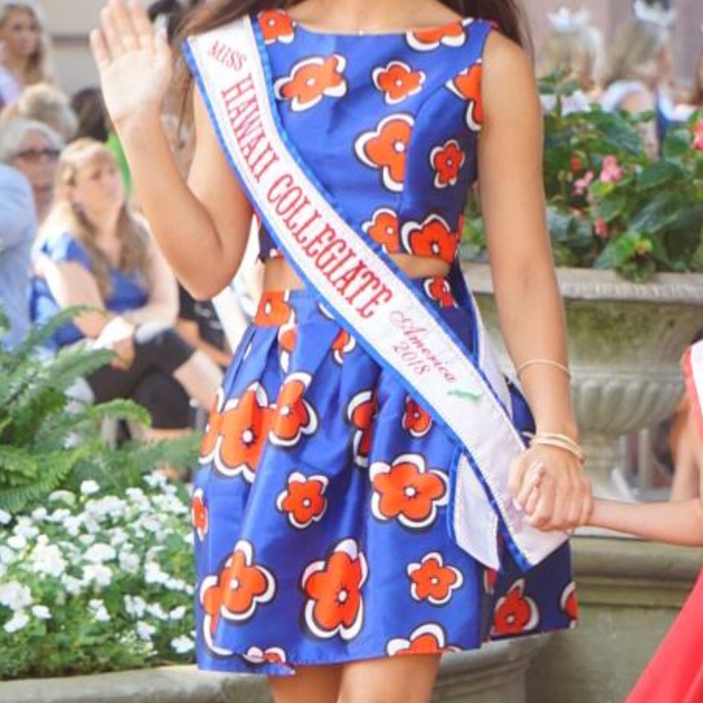 Blue and Red flower top and skirt - no brand